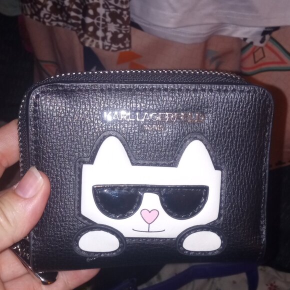 Wallet - Picture 1 of 1
